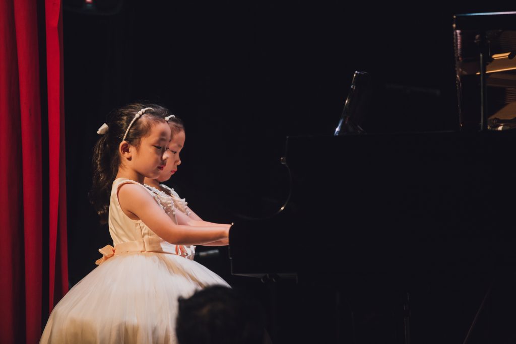 Piano vocal guitar drums violin keyboard viola flute trumpet saxophone class lesson Mont Kiara Kuala Lumpur